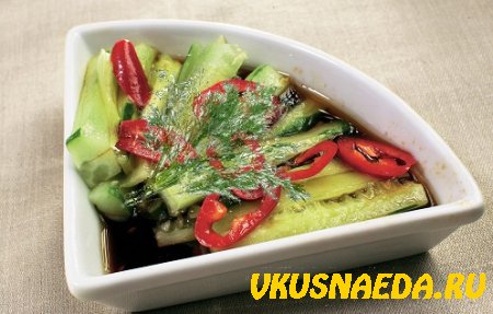 Огурчики с острым маринадом