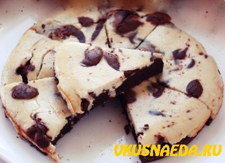 Шоколадно-банановый брауни-чизкейк