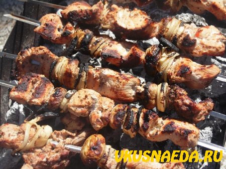 Шашлык из свинины в уксусно-соевом маринаде