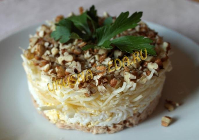 Слоёный салат из вареной говядины "Принц"