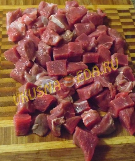 Гуляш из говядины Гуляш из говядины