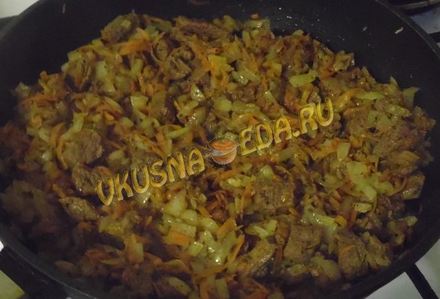 Гуляш из говядины Гуляш из говядины