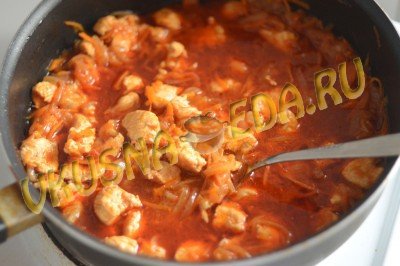 Гуляш из куриного мяса филе