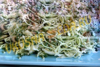 Салат с тунцом и пекинской капустой