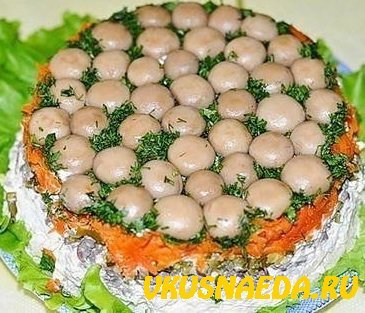 Салат Грибное лукошко с шампиньонами
