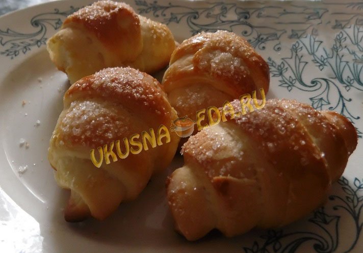 рогалики с яблоками на дрожжевом тесте рогалики с яблоками на дрожжевом тесте